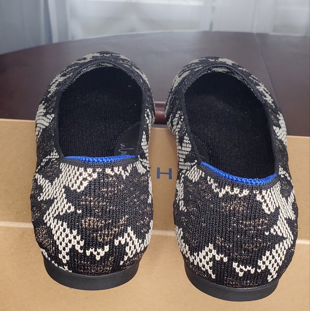ROTHY'S THE ALMOND LOAFER BLACK CHANTILLY - Picture 4 of 9